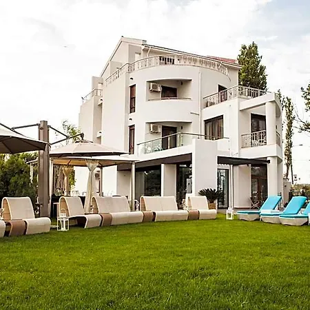 El Boutique * Mamaia